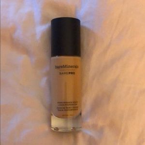 Bare Minerals Barepro liquid foundation